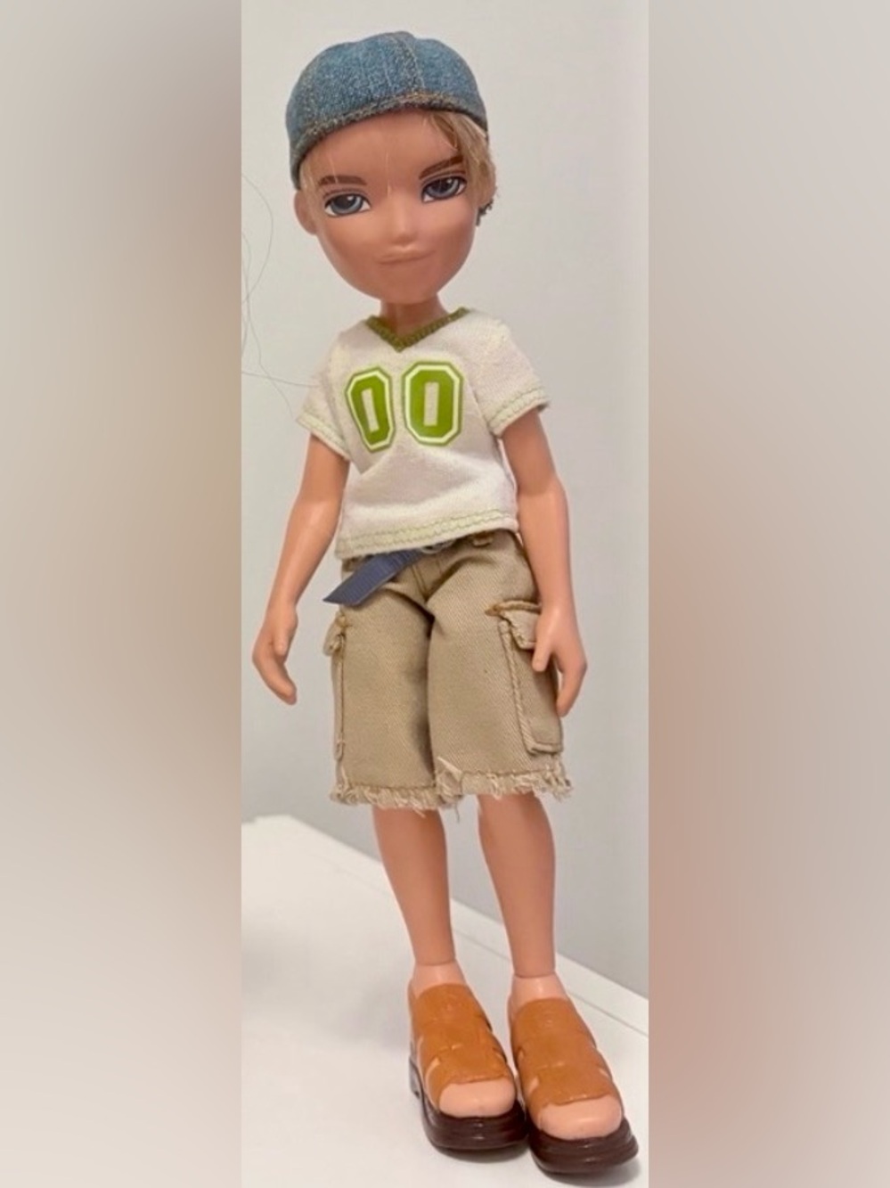 BRATZ BOYZ- 2nd EDITION- DYLAN DOLL - VINTAGE 2003